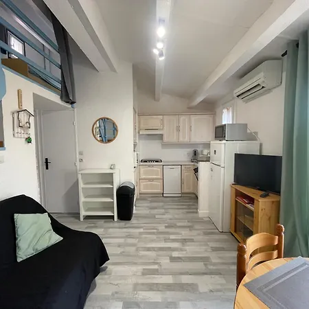 Location Cap Pinede Апартаменти