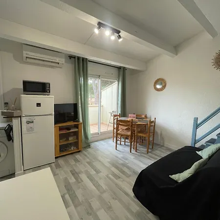 Location Cap Pinede Апартаменти Агд